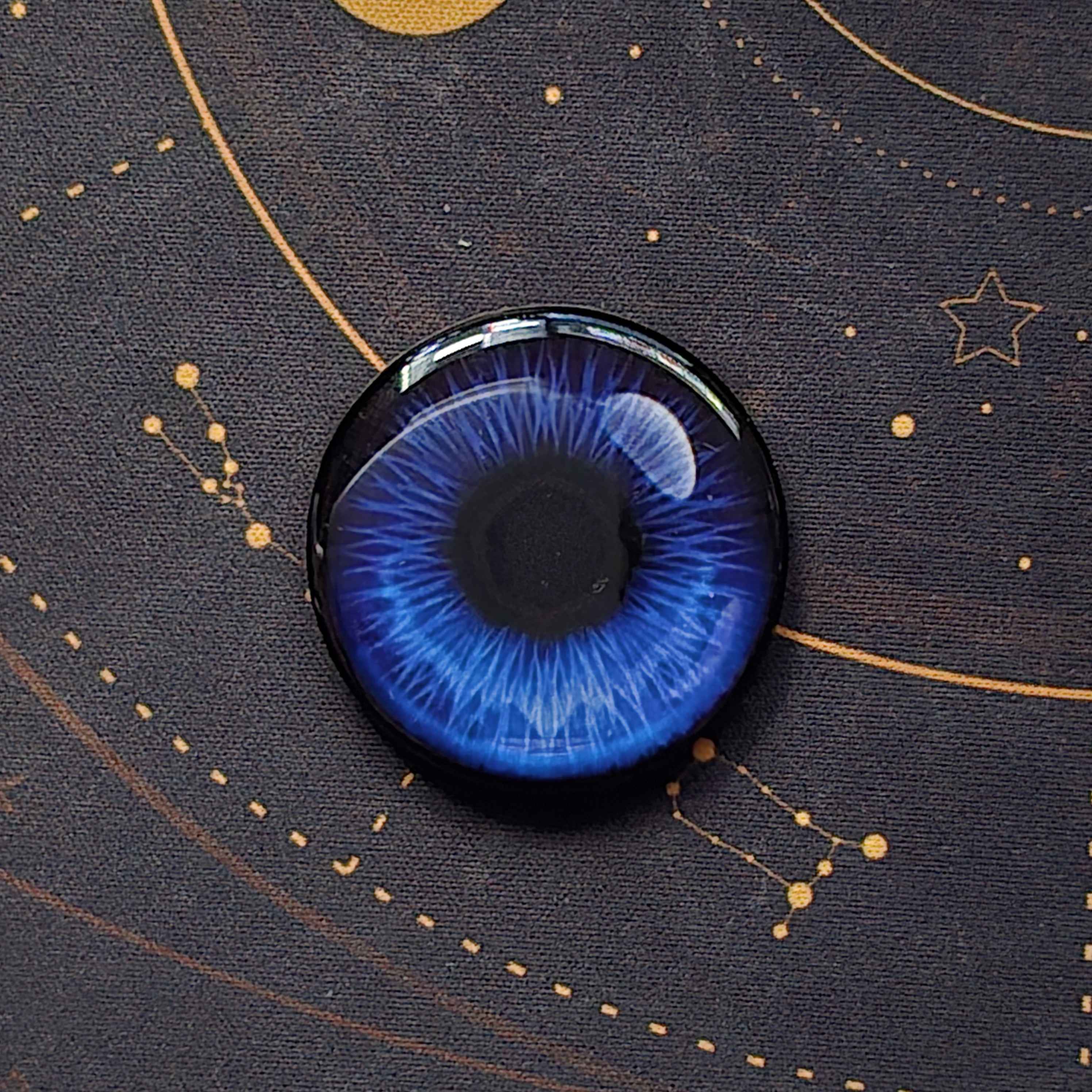 [Love and Deepspace] Xavier Eye Magnetic Pin