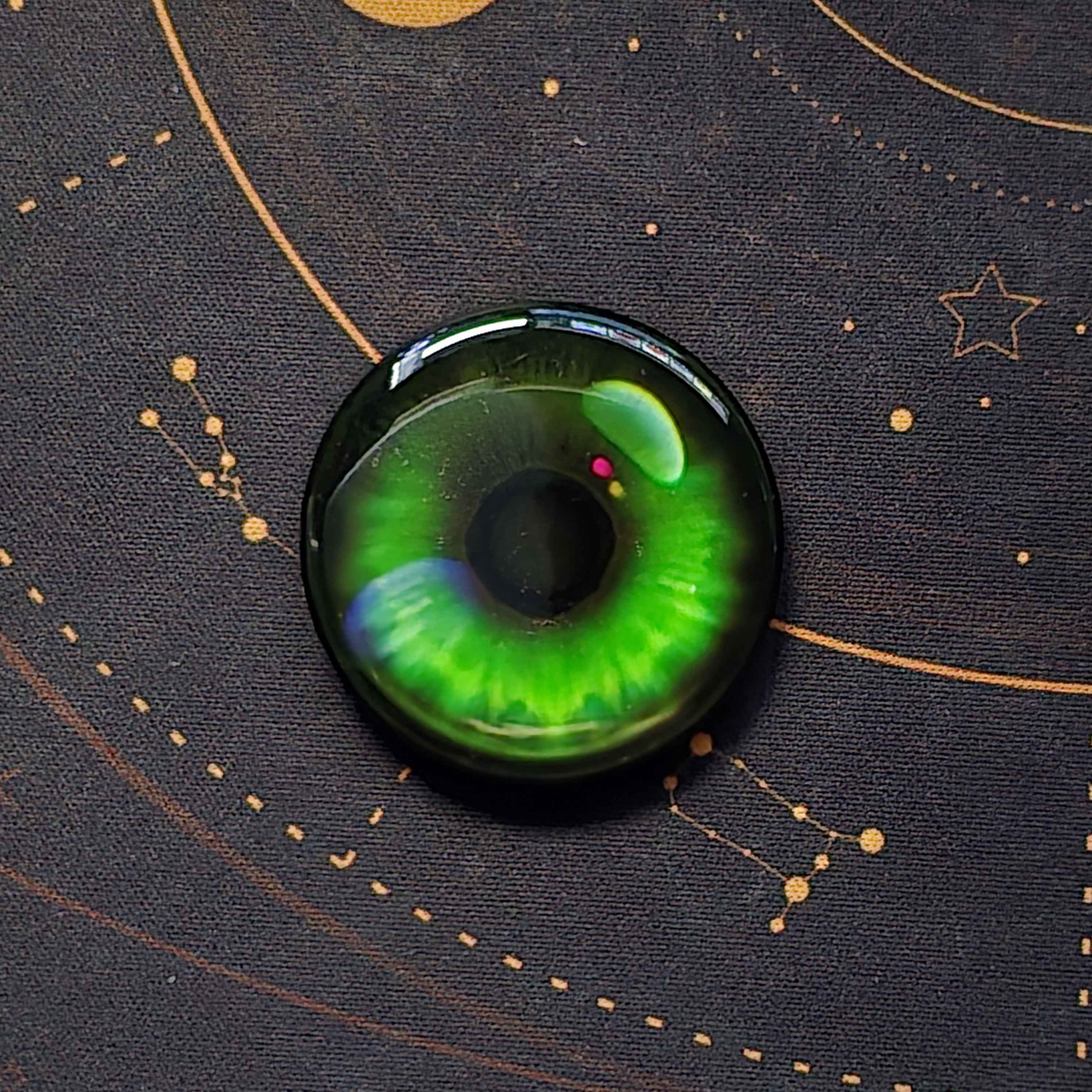 [Hololive ID] Ayunda Risu Eye Magnetic Pin